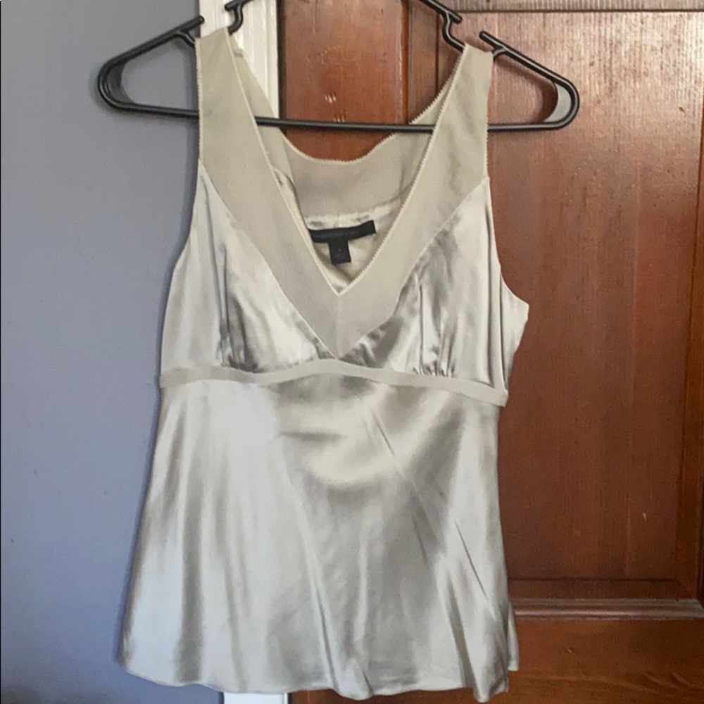 Top - Picture 2 of 6